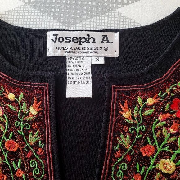 Joseph A. S Sweater V-neck Floral Embroidery Side Slits knit - Picture 3 of 7